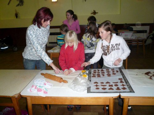 Klub dobré pohody - Pečení perníčků - 16.12.2010